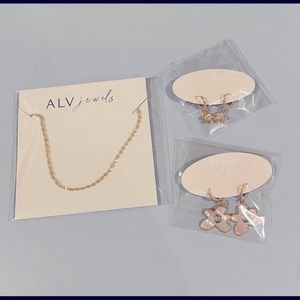 ALV Jewels Set (2 Earrings + Necklace)